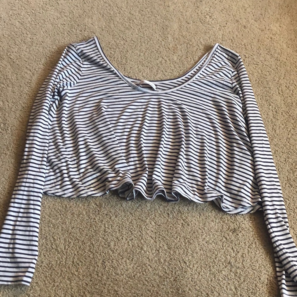 Long Sleeve Crop Top
